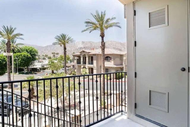 50740 Santa Rosa Plaza, La Quinta CA: https://media.crmls.org/mediaz/c64bb1c1-c386-4739-8d50-4d3e0902514a.jpg