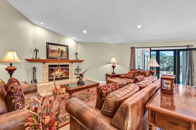 33140 Lilac Road, Valley Center CA: https://media.crmls.org/mediaz/c64bd4c3-b5e2-43f5-a692-e01b7c58a3f0.jpg