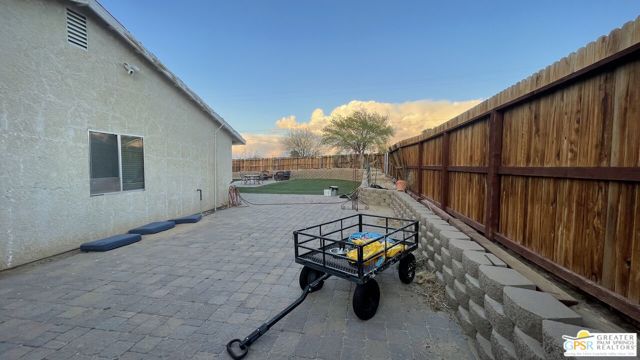 6937 Copper Mountain Road,  CA: https://media.crmls.org/mediaz/c64cb481-ae37-4176-9451-eda8d9fea77c.jpg