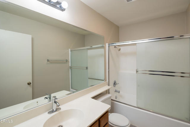 Detail Gallery Image 9 of 14 For 2623 Antonio Dr #105,  Camarillo,  CA 93010 - 1 Beds | 1 Baths
