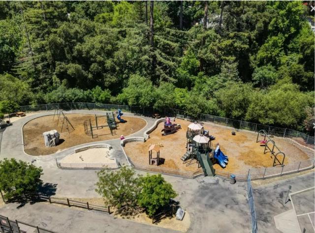 18109 La Verne Drive, Los Gatos CA: https://media.crmls.org/mediaz/c64e6cda-103c-41dd-999b-97d903be8dc2.jpg