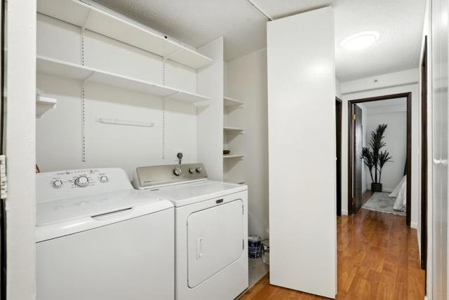 332 Philip Drive, Daly City CA: https://media.crmls.org/mediaz/c64ed32c-36aa-482c-94c2-28a24a577dd8.jpg