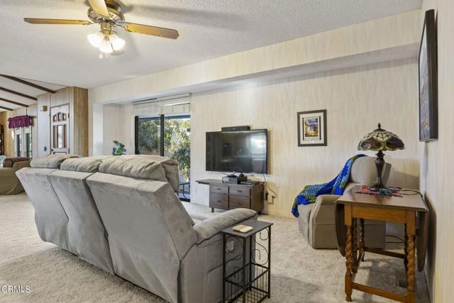 Detail Gallery Image 24 of 69 For 36 Poinsettia Gardens Dr, Ventura,  CA 93004 - 2 Beds | 2 Baths