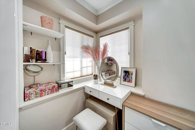 3041 Alabama Street, La Crescenta CA: https://media.crmls.org/mediaz/c650b28a-6a02-468d-9ba6-de2471a3b2a7.jpg