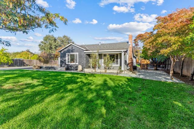 11840 Foothill Avenue, Gilroy CA: https://media.crmls.org/mediaz/c650bb1b-95a3-4691-8ac6-5299fd191a23.jpg