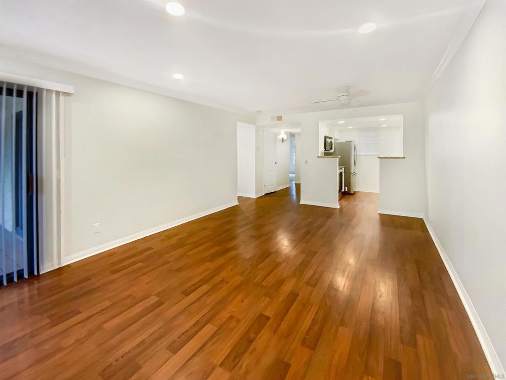 12059 Alta Carmel Ct - photo 13