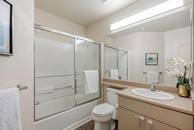35580 Monterra Terrace, Union City CA: https://media.crmls.org/mediaz/c6510f43-2216-491d-9d82-0c22c55a9d02.jpg