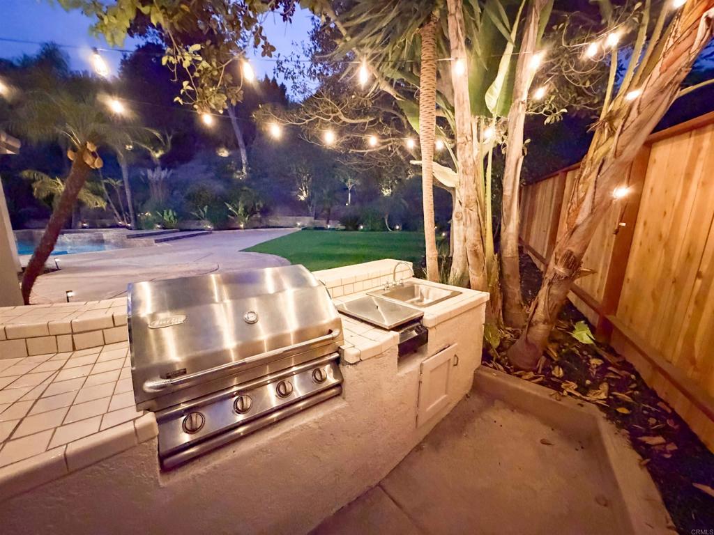 8986 Adobe Bluffs Drive - photo 15