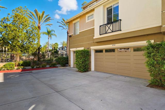 8783 Parkplace Ct, San Diego CA: https://media.crmls.org/mediaz/c651d04f-bb93-4f35-85f1-6ff453d615c7.jpg