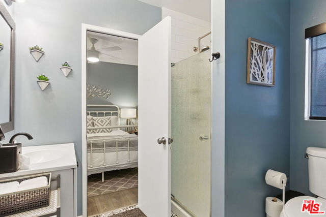 1209 Forest Street, Inglewood CA: https://media.crmls.org/mediaz/c65320e8-a434-4e16-ad5b-3ea80dba31c7.jpg