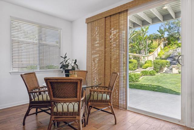 1266 Mariposa Rd, Carlsbad CA: https://media.crmls.org/mediaz/c653dda1-12f9-4210-a3e1-a5c135856bc3.jpg
