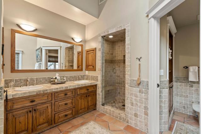 20470 Montalvo Heights Drive, Saratoga CA: https://media.crmls.org/mediaz/c65406b1-843a-4682-b023-07cb3c58639e.jpg