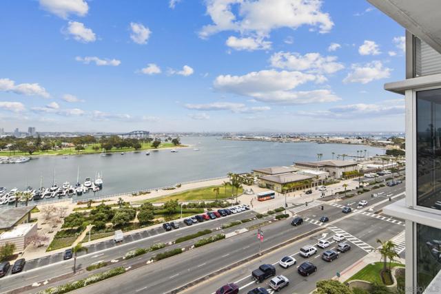 Image 21 of 27 For 1770 Avenida Del Mundo  Unit #1007