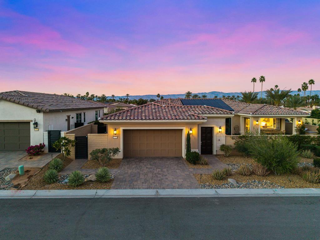 MLS #219141451DA image #2