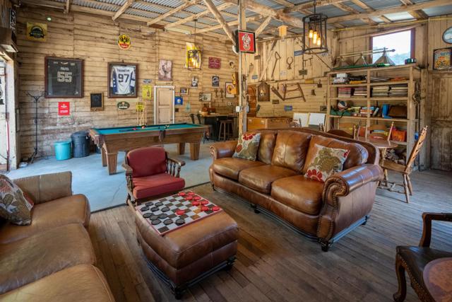 2165 Cox Road, Aptos CA: https://media.crmls.org/mediaz/c656b966-c26d-4ef4-a39a-5125476a7025.jpg