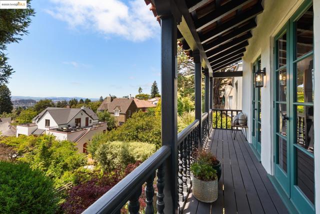 2583 Buena Vista Way, Berkeley CA: https://media.crmls.org/mediaz/c656e6ee-0873-4e57-8bac-df0d963a7fba.jpg