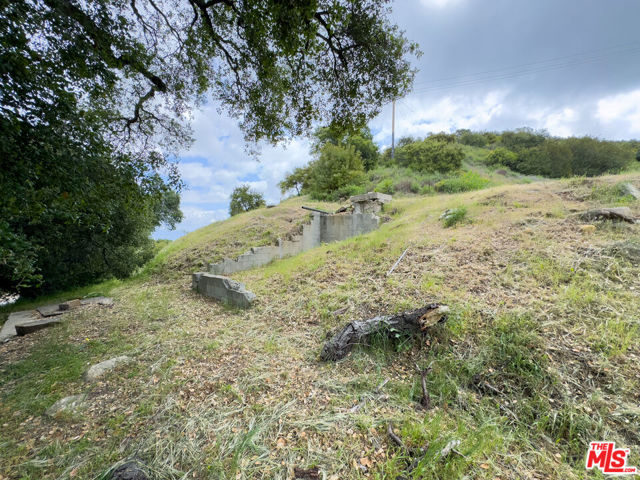3330 Old Topanga Canyon Road, Topanga CA: https://media.crmls.org/mediaz/c658954d-77d9-4a84-92c2-2c76300f5876.jpg