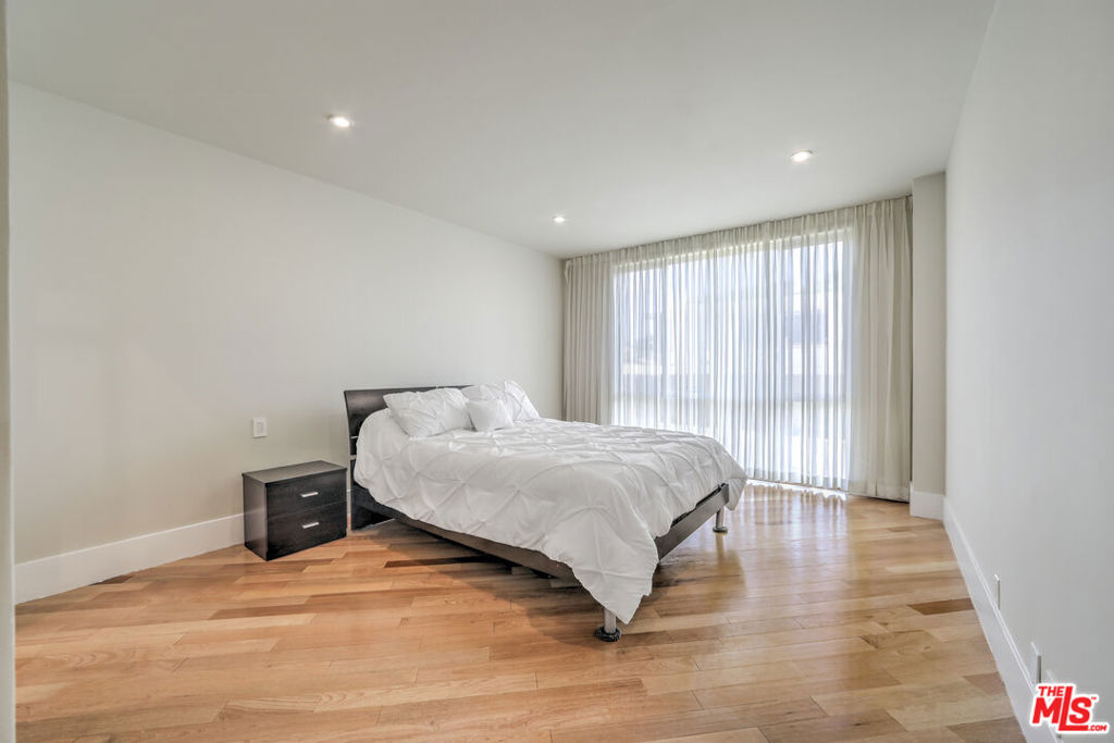 MLS #26856689 image #23