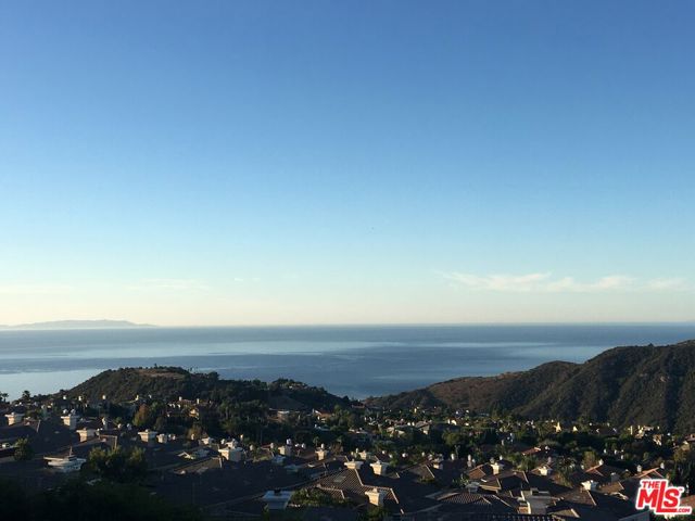 Drew Fenton | 1630 Chastain Pacific Palisades CA | MLS: 7136209