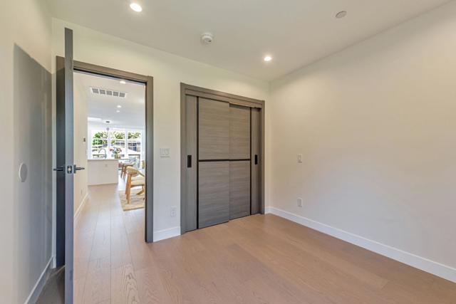 529 Hobart Avenue, San Mateo CA: https://media.crmls.org/mediaz/c65b7eed-1901-43fc-8b4f-7bcd9860b05b.jpg