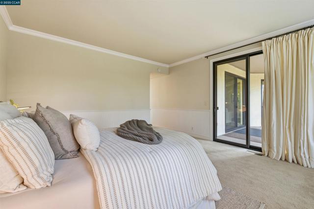 3711 Terra Granada Dr, Walnut Creek CA: https://media.crmls.org/mediaz/c65b917a-d461-43f5-a09d-120fba01b69f.jpg