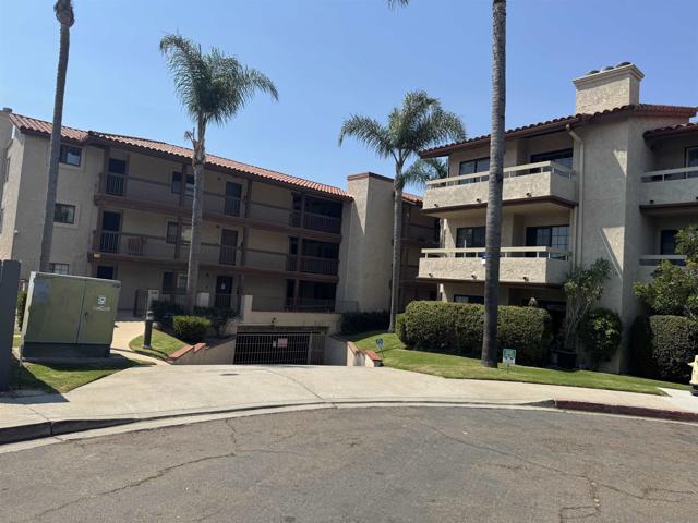 2630 Erie St, San Diego CA: https://media.crmls.org/mediaz/c65c686c-83ef-40b9-922f-a3402240fa4e.jpg