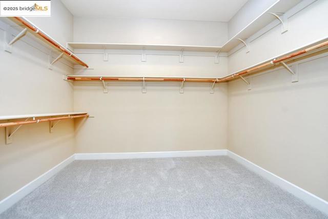 133 Clear Lake Ct, Oakley CA: https://media.crmls.org/mediaz/c65dbe23-a787-4a59-9e5a-7c3cee9024c4.jpg