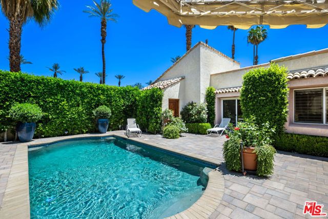 69385 Avenida De Las Montanas, Cathedral City CA: https://media.crmls.org/mediaz/c65e2a4d-70d8-41ad-8c3b-a3c6f85eeb53.jpg