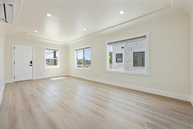 3764 Villa Terrace, San Diego CA: https://media.crmls.org/mediaz/c65e700f-524a-45f7-aab1-e2a710e61ca4.jpg