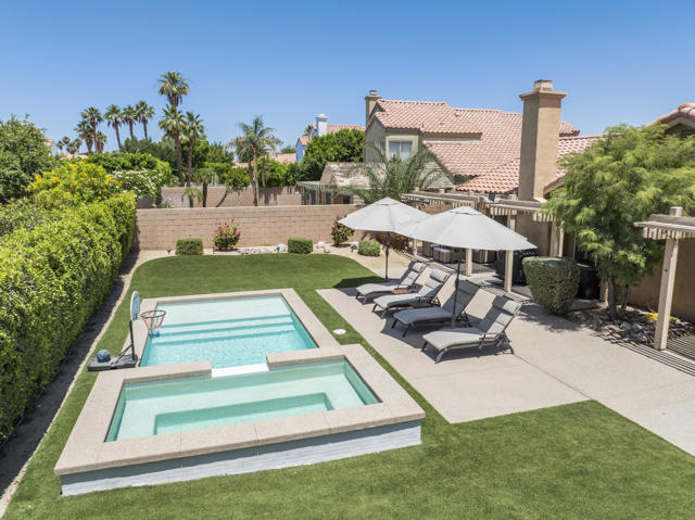 78635 Villeta Drive, La Quinta CA: https://media.crmls.org/mediaz/c65f04e4-846d-45e0-8b91-0ffba5db9e4a.jpg