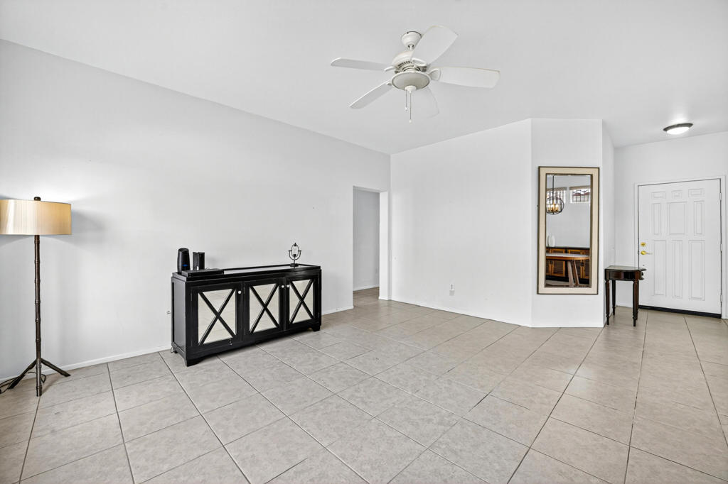 MLS #219138741DA image #8