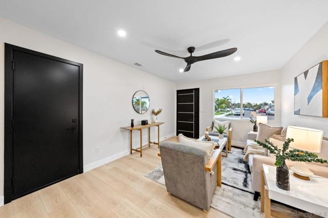 Image 5 of 48 For 4664 Isleta Ave