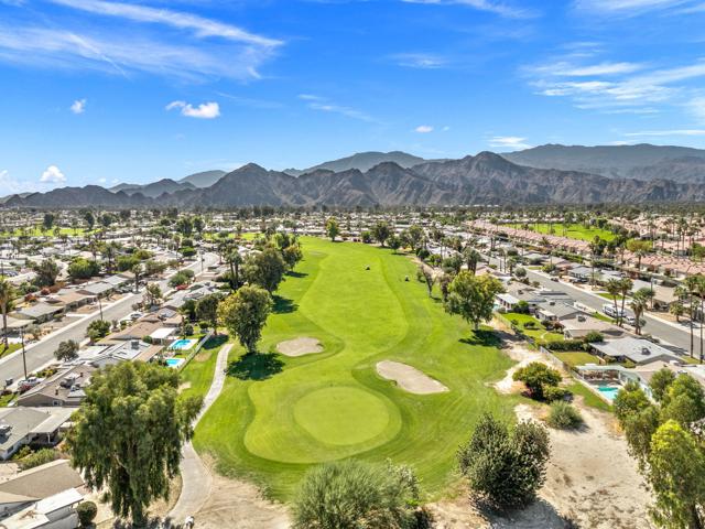 42245 Kansas Street, Palm Desert CA: https://media.crmls.org/mediaz/c6607be8-c477-4425-bf34-848666e194eb.jpg