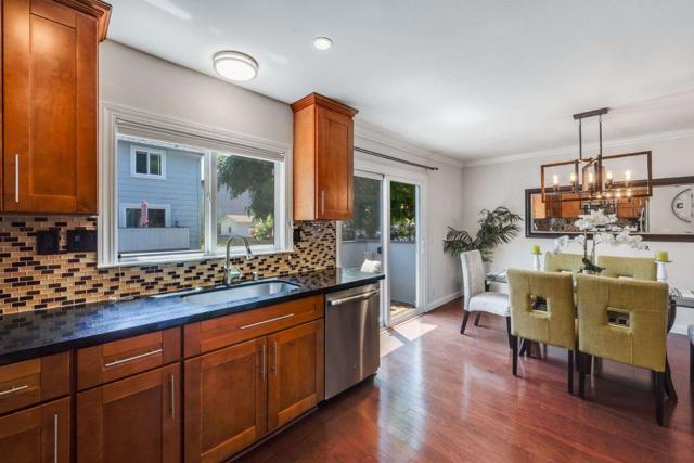 829 Montgomery Street, Mountain View CA: https://media.crmls.org/mediaz/c660ee69-b66c-4df4-bb17-0ee823a3f2c3.jpg