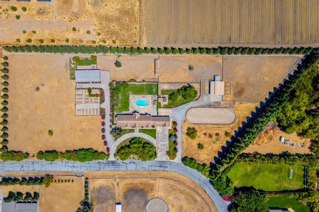 12320 Highland Estates Lane, San Martin CA: https://media.crmls.org/mediaz/c6637099-7b33-42c3-be47-4d5394f6b057.jpg