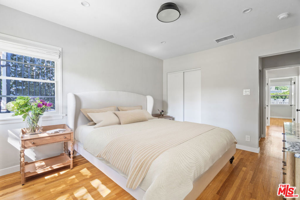 MLS #25616943 image #16