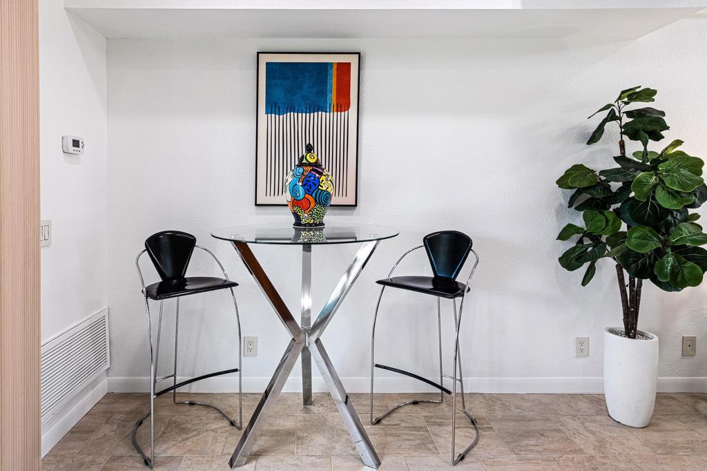 MLS #219138888PS image #4