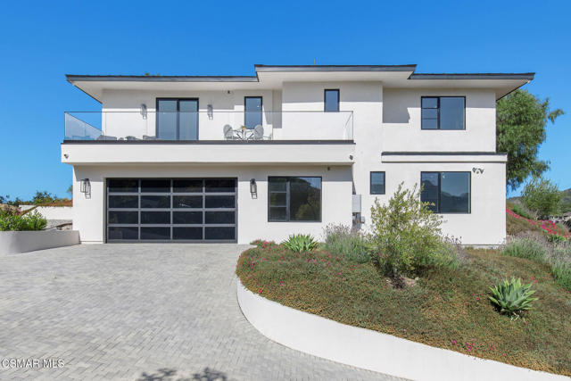 118 Giles Road, Lake Sherwood CA: https://media.crmls.org/mediaz/c6661de9-cabf-4022-ab45-f897abc377a1.jpg