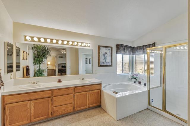 1700 Hemlock Court, Hollister CA: https://media.crmls.org/mediaz/c66746c0-e907-460e-8ddc-4c898117126c.jpg