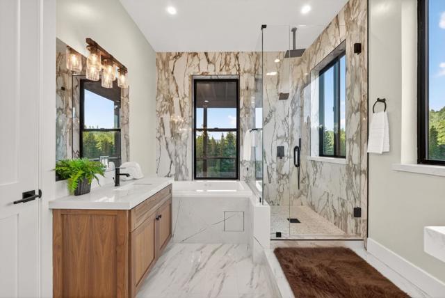 230 Fern Rock Way, Boulder Creek CA: https://media.crmls.org/mediaz/c668a417-fdfd-4a9c-9c35-341c6a418960.jpg