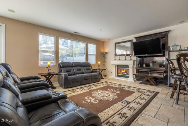 Detail Gallery Image 15 of 39 For 9570 Chamberlain St, Ventura,  CA 93004 - 4 Beds | 2/1 Baths