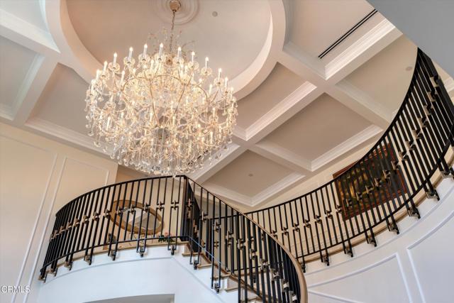 780 Greenridge Drive, La Canada Flintridge CA: https://media.crmls.org/mediaz/c6698428-702f-4258-9300-8ea1df5b2ebe.jpg