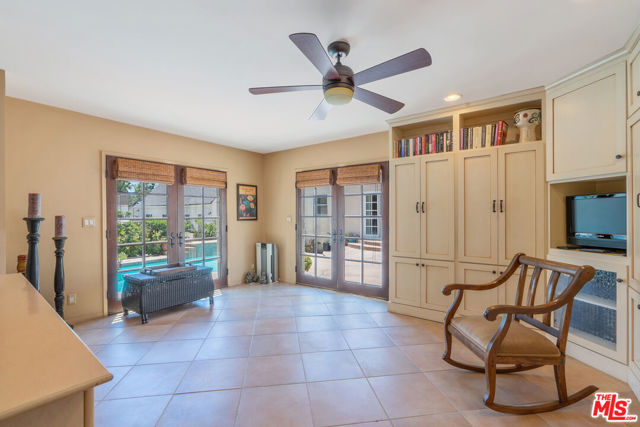 2310 Santa Anita Avenue, Altadena CA: https://media.crmls.org/mediaz/c66a059e-9b56-49bf-bbb9-6cfaeb842fc9.jpg
