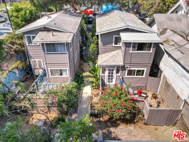 1118 Sanborn Avenue photo 5