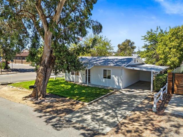 Detail Gallery Image 11 of 64 For 549 D St., Ramona,  CA 92065 - 6 Beds | 3 Baths