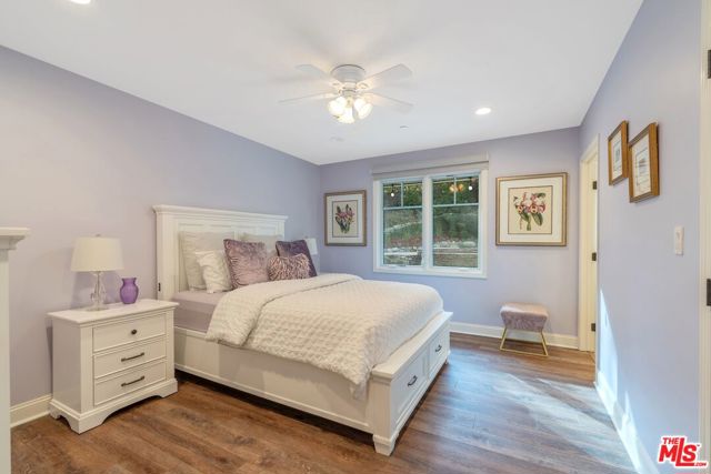 24901 Jim Bridger Road, Hidden Hills CA: https://media.crmls.org/mediaz/c66b1543-64dc-4b1c-8c22-2febd5e8ee9a.jpg