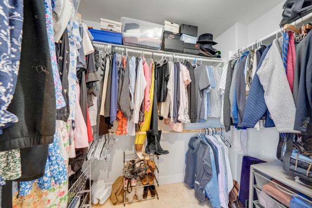 12135 Via San Loreno, San Diego CA: https://media.crmls.org/mediaz/c66b165b-5734-4261-9b69-ea12888918b2.jpg