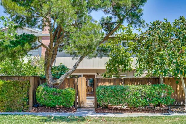 411 Lotus Lane, Mountain View CA: https://media.crmls.org/mediaz/c66b2e0b-a772-44c2-852a-10294445f0a0.jpg