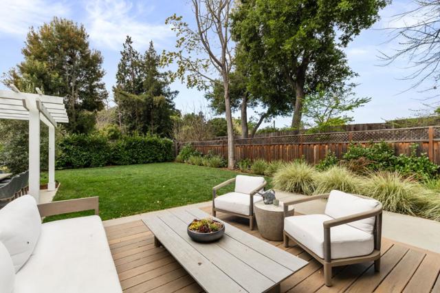378 Felton Drive, Menlo Park CA: https://media.crmls.org/mediaz/c66c8917-34b0-4568-bce9-1f54de9cb7a9.jpg