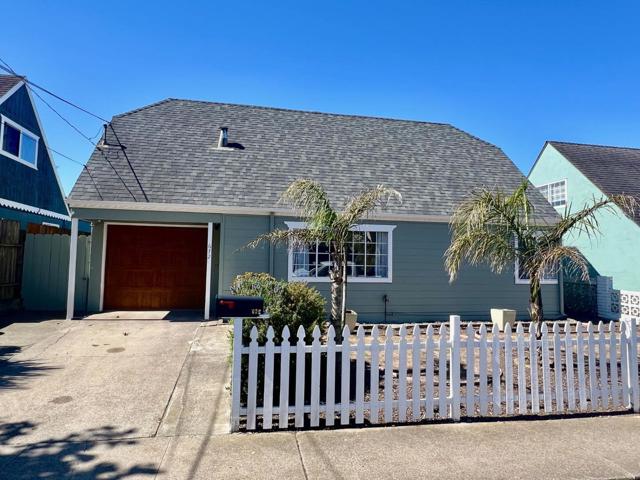 672 Claridge Drive, Pacifica CA: https://media.crmls.org/mediaz/c66cb789-7409-49ac-8d37-918f295b2de5.jpg